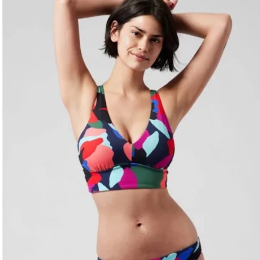 NWT Athleta Plunge Bikini Top